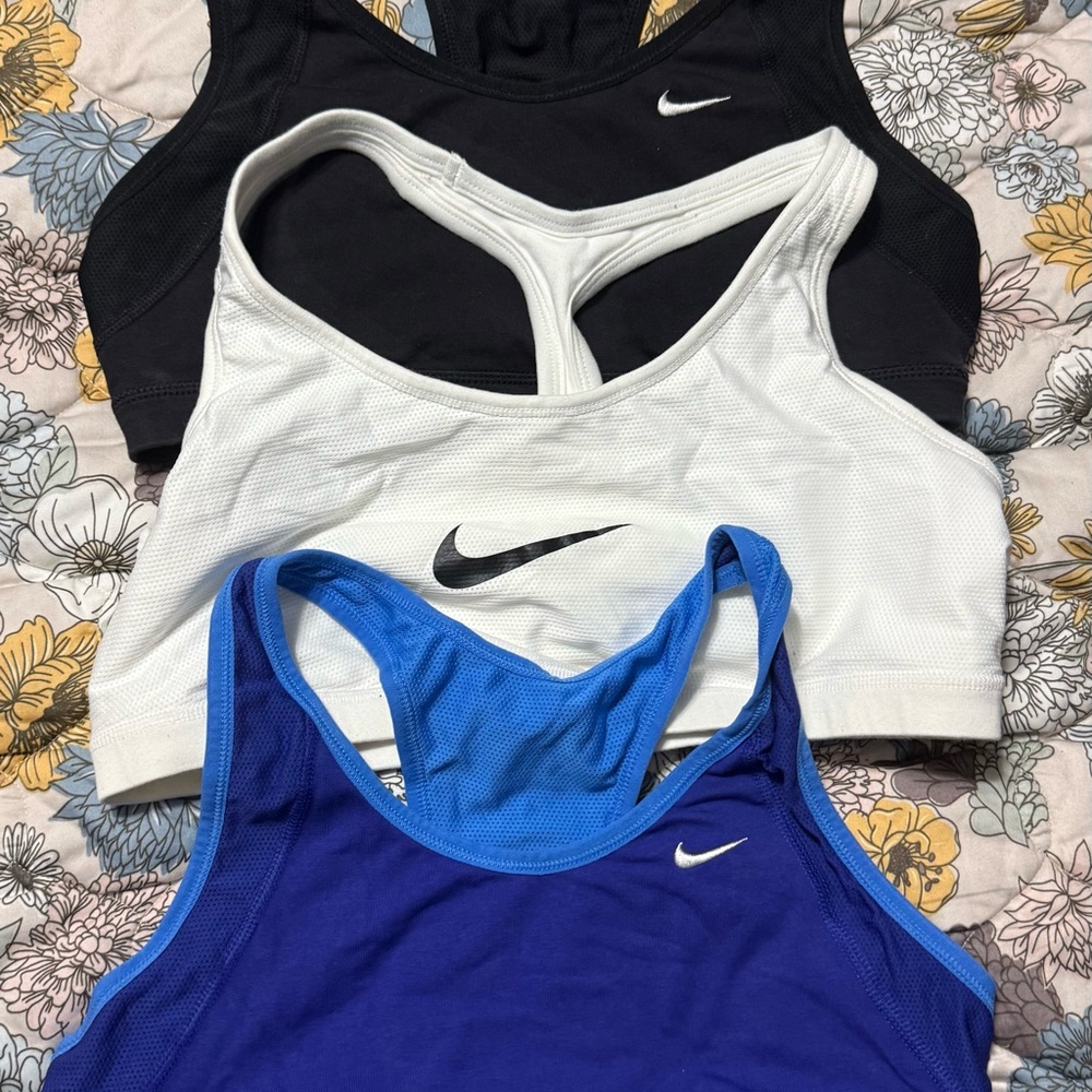 Nike Women's Reversible Sports Bra Set - Black, White, and Blue (L/XL) Dry-Fit